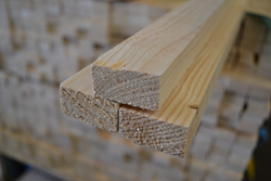 Vuren Panlat 25 x 38 mm / Ruw / Lengte = 4800 mm FSC®70%